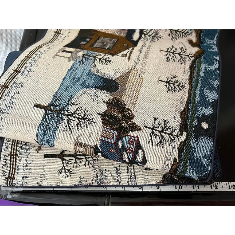 Charles Wysocki tapestry table santa's Coming to Town vintage 1986 AMC A L